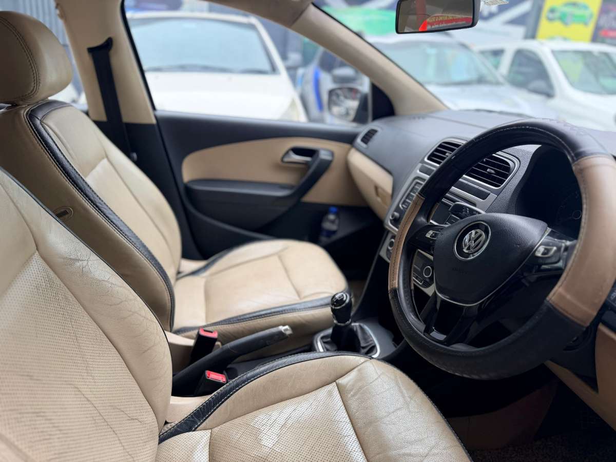 Volkswagen Polo - Image 8