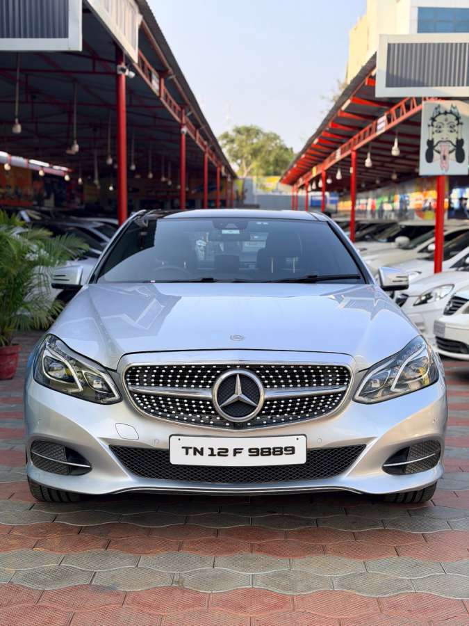 Mercedes Benz E-Class - Image 10