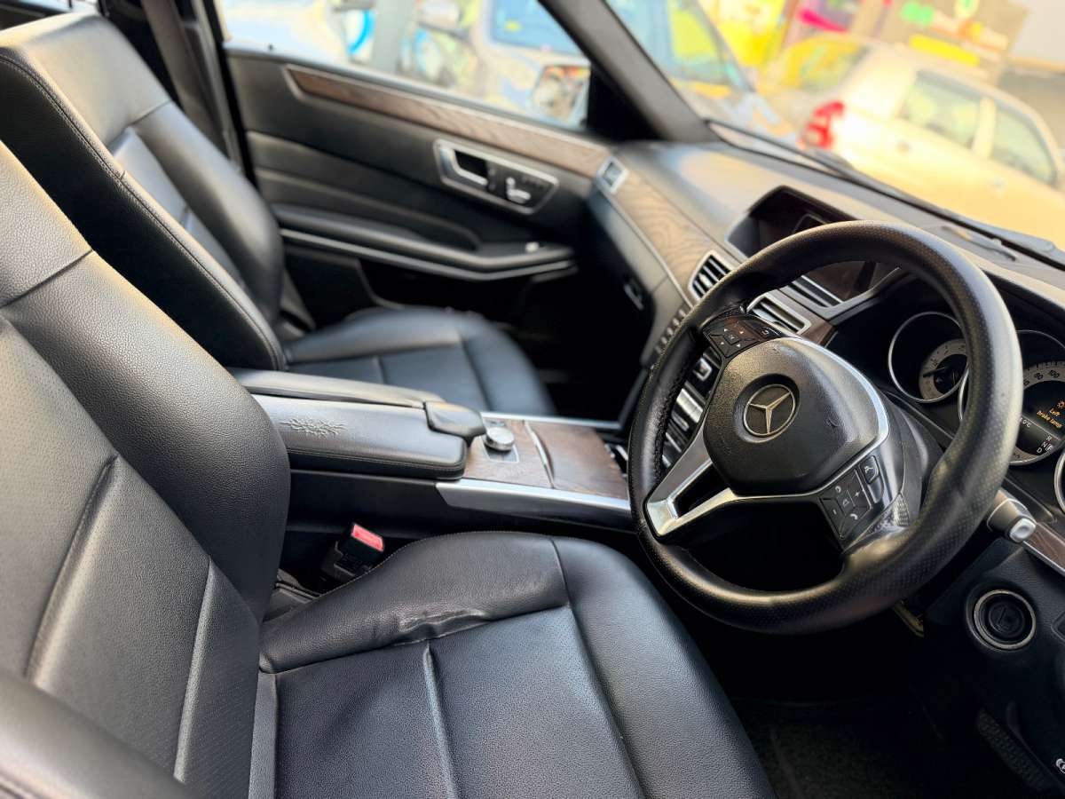 Mercedes Benz E-Class - Image 2