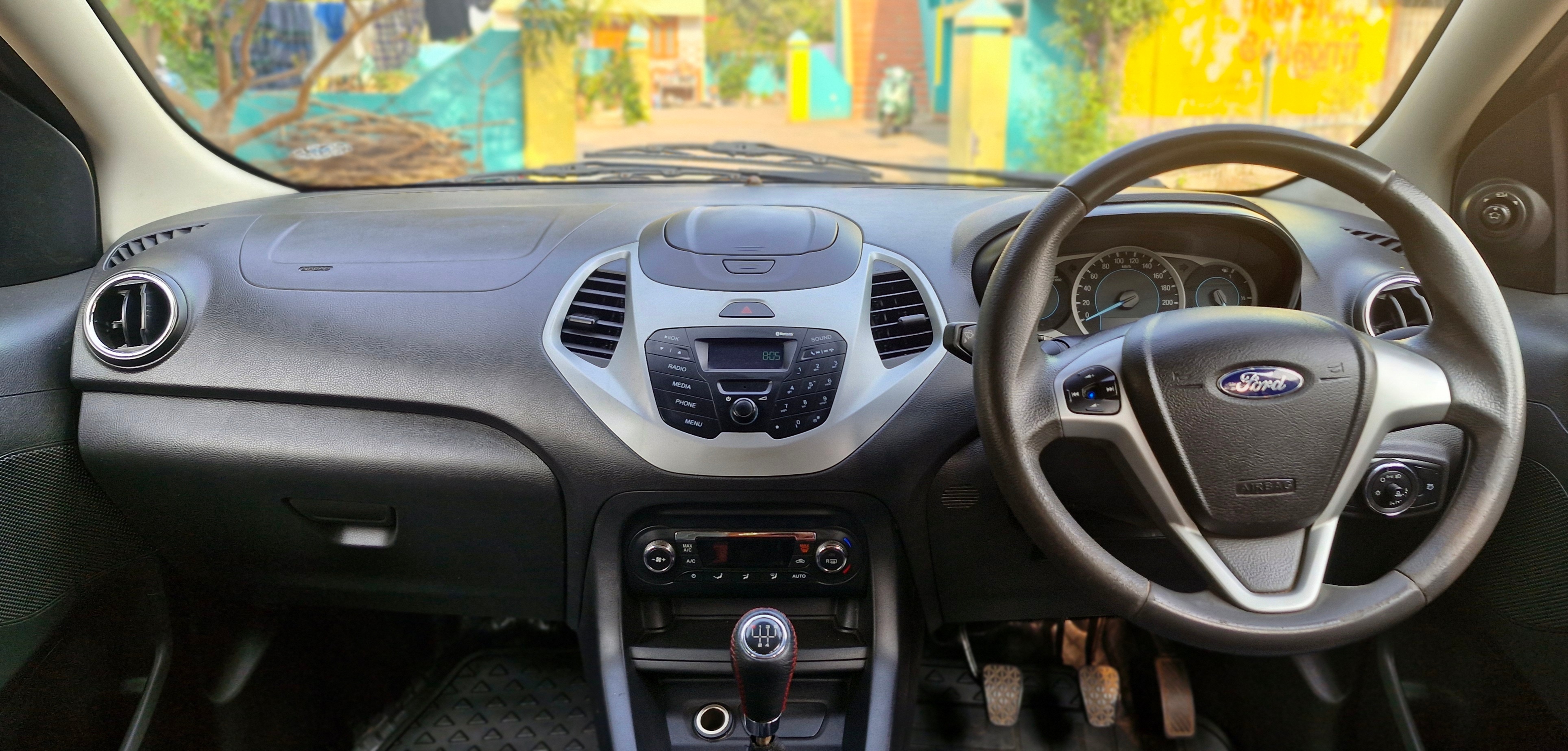 Ford Figo - Image 10