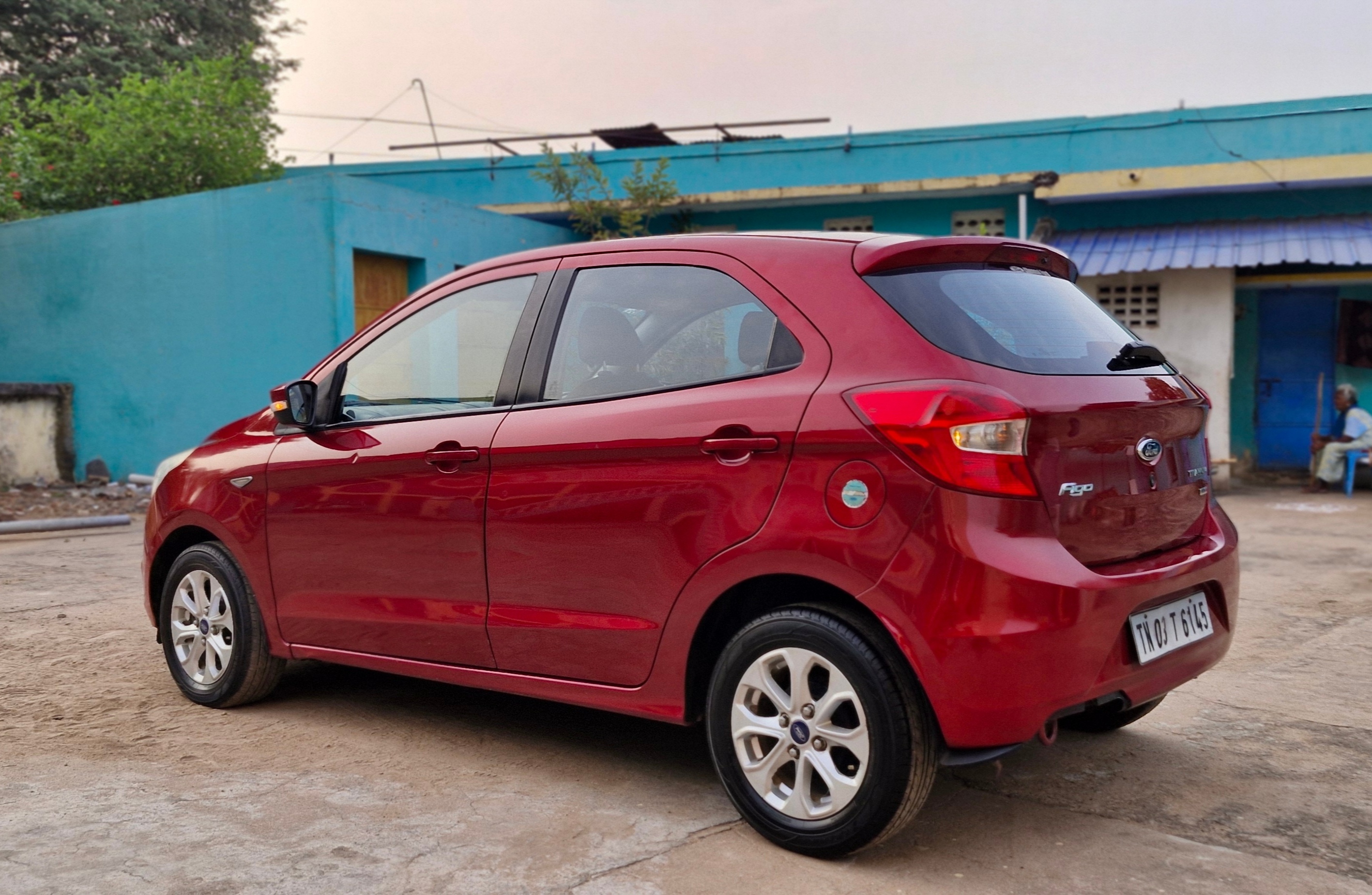 Ford Figo - Image 13