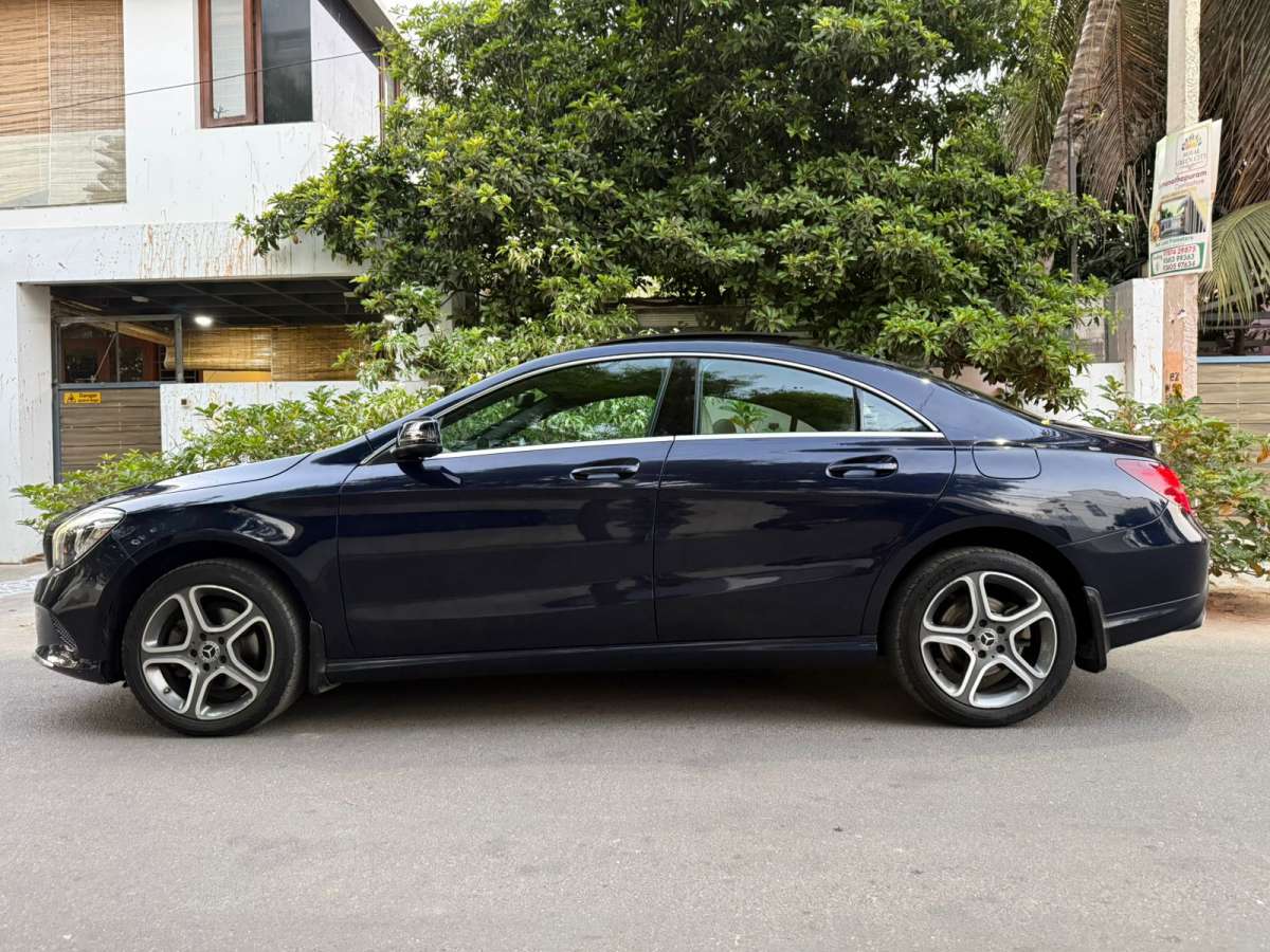 Mercedes Benz C-Class - Image 3