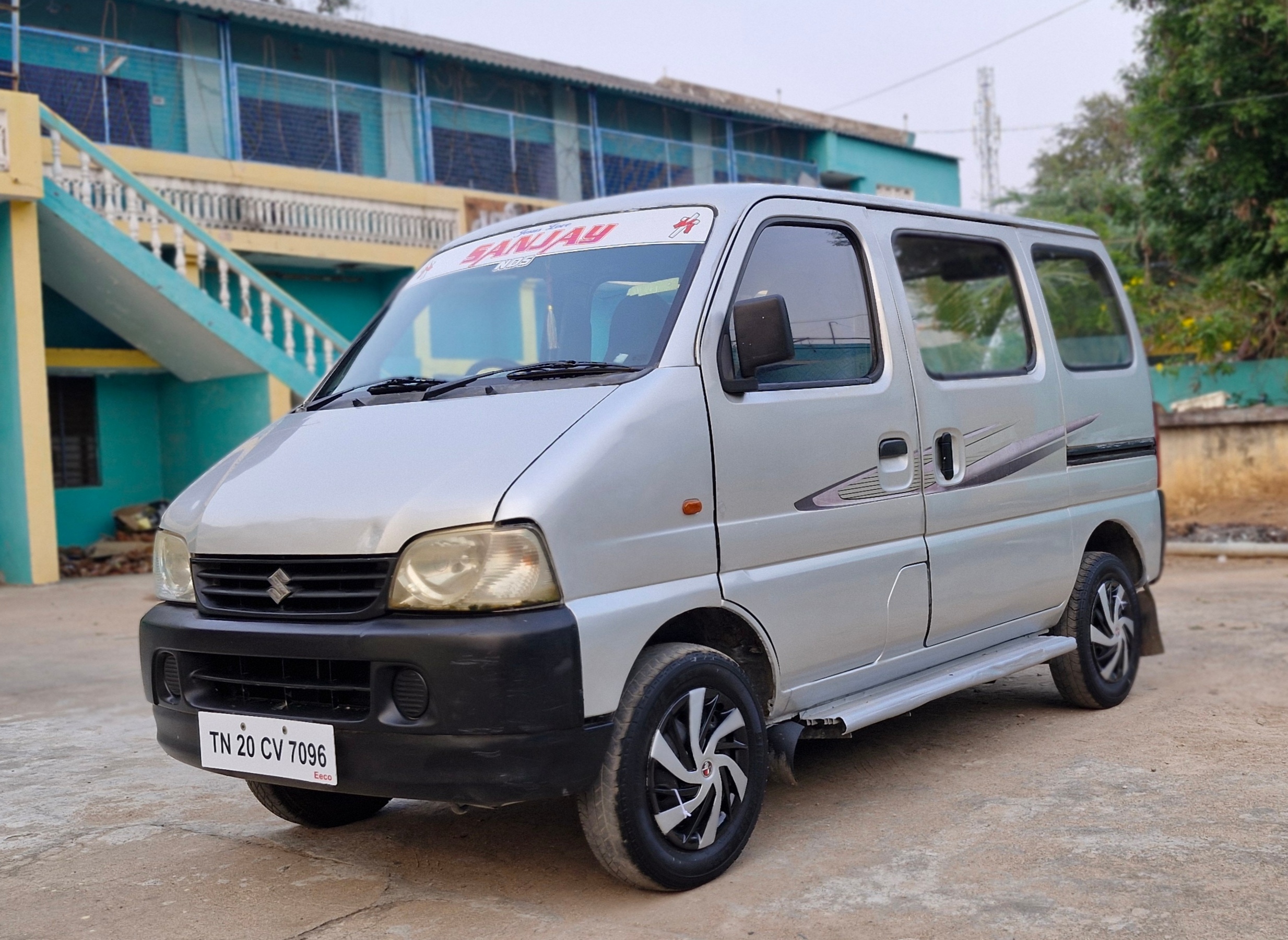 Maruti Suzuki Eeco - Image 8