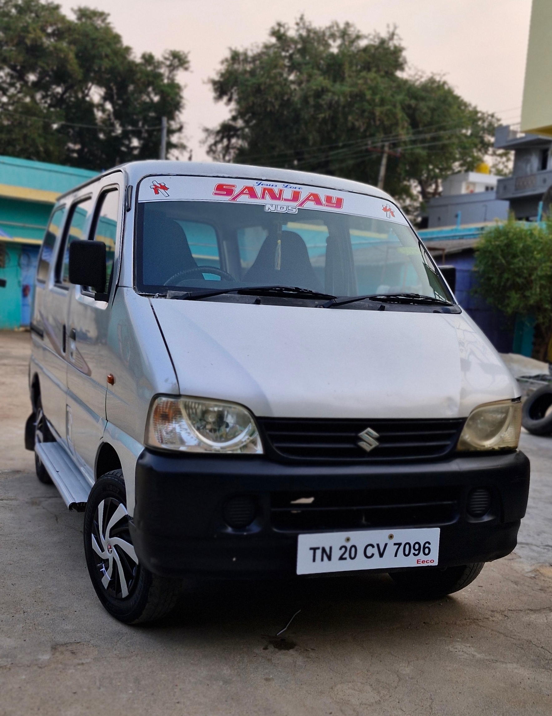 Maruti Suzuki Eeco 7 STR STD