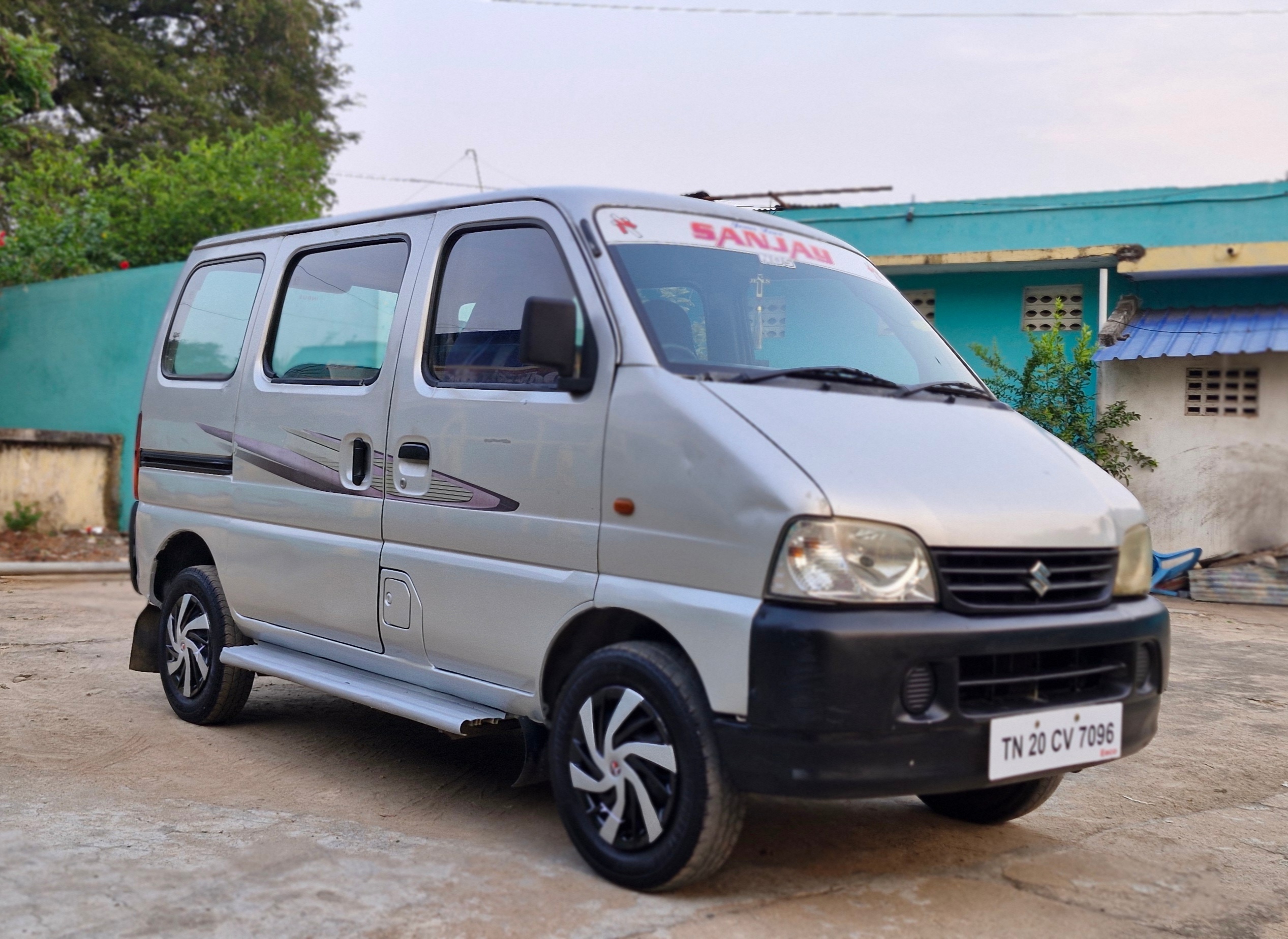 Maruti Suzuki Eeco - Image 7