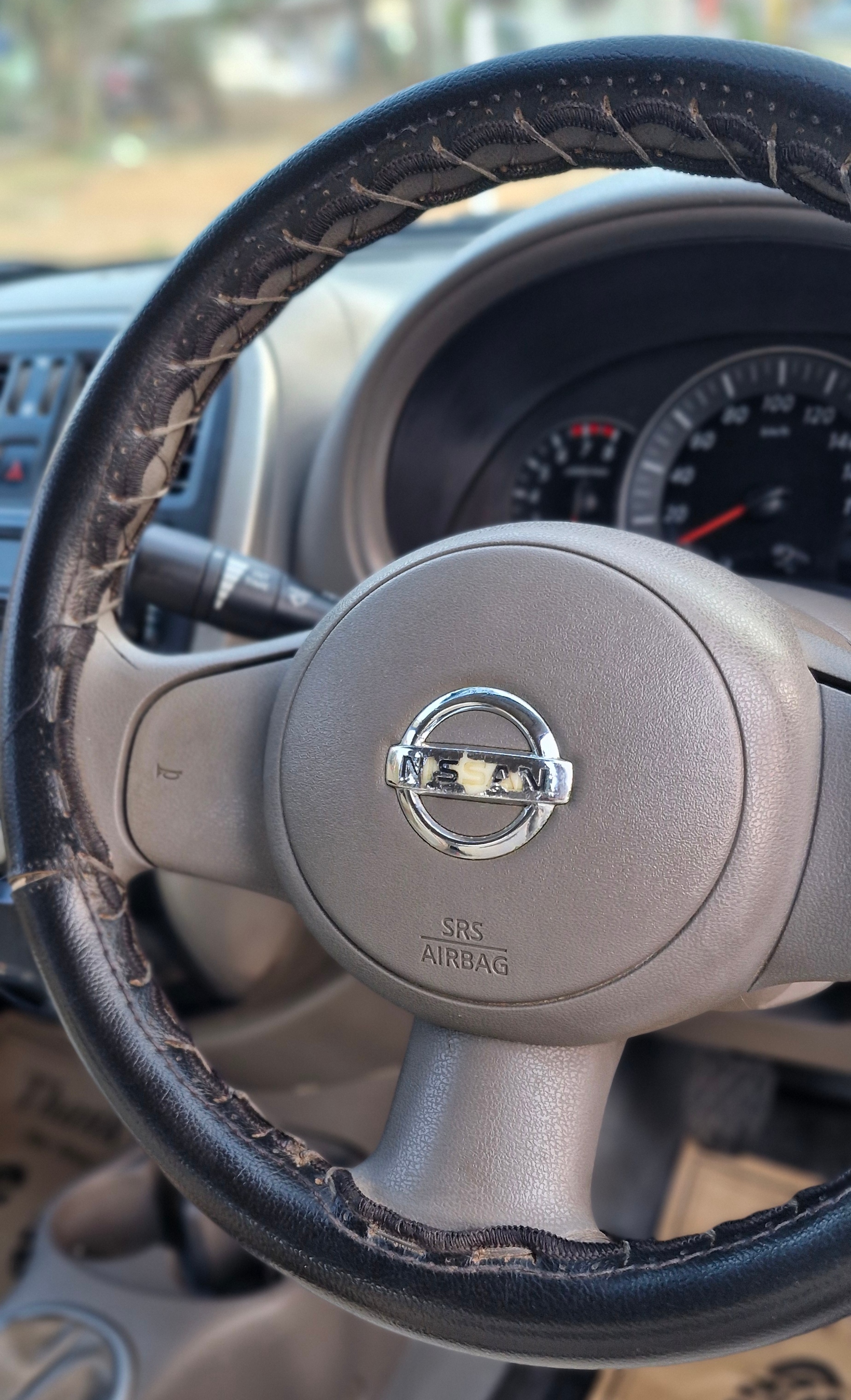 Nissan Micra Active - Image 7