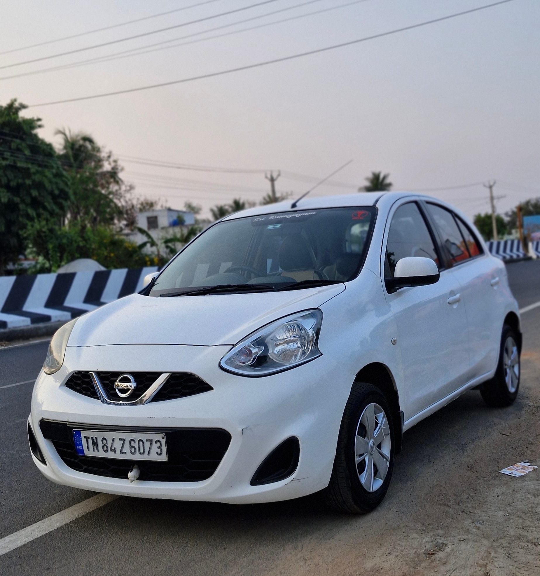 Nissan Micra Active - Image 12