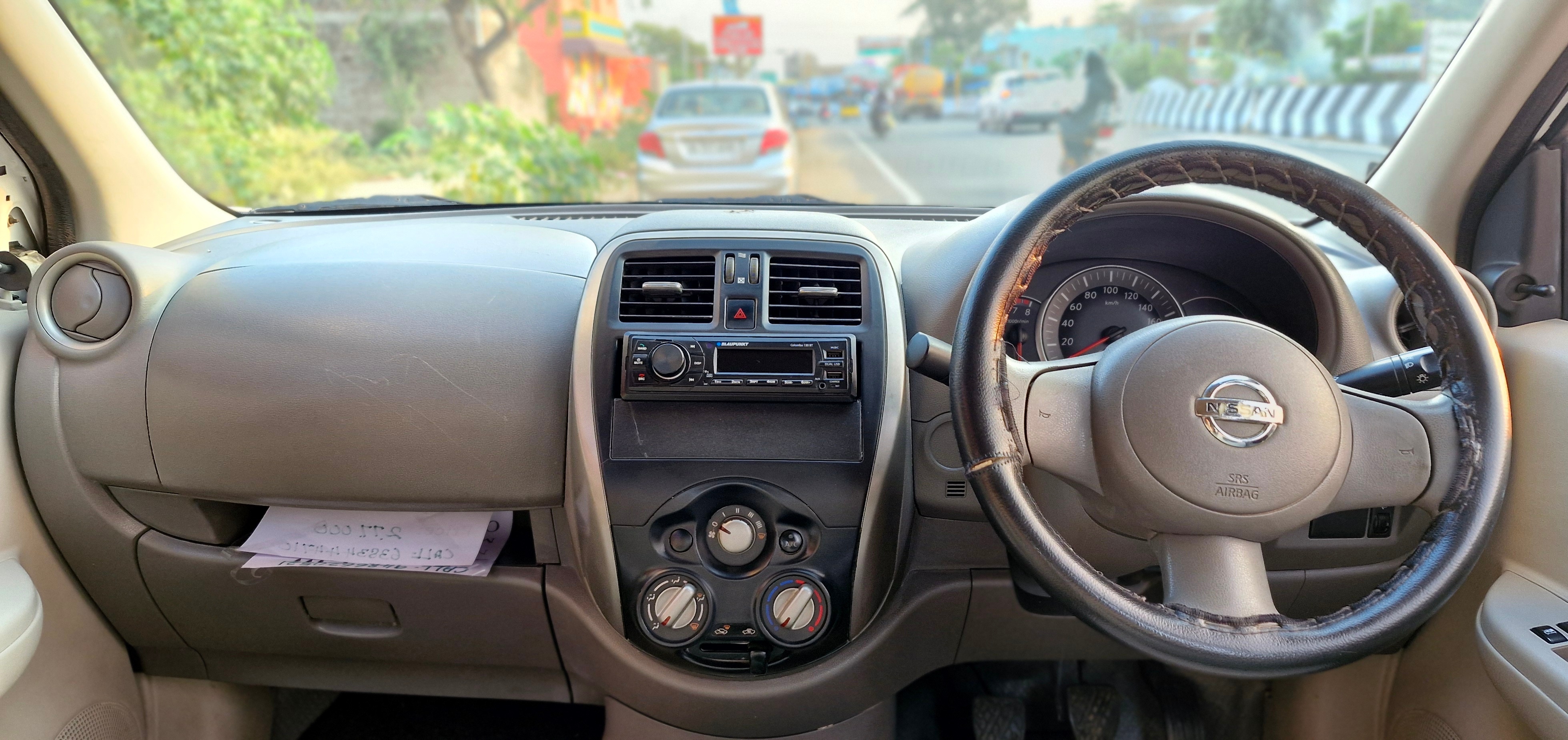 Nissan Micra Active - Image 9