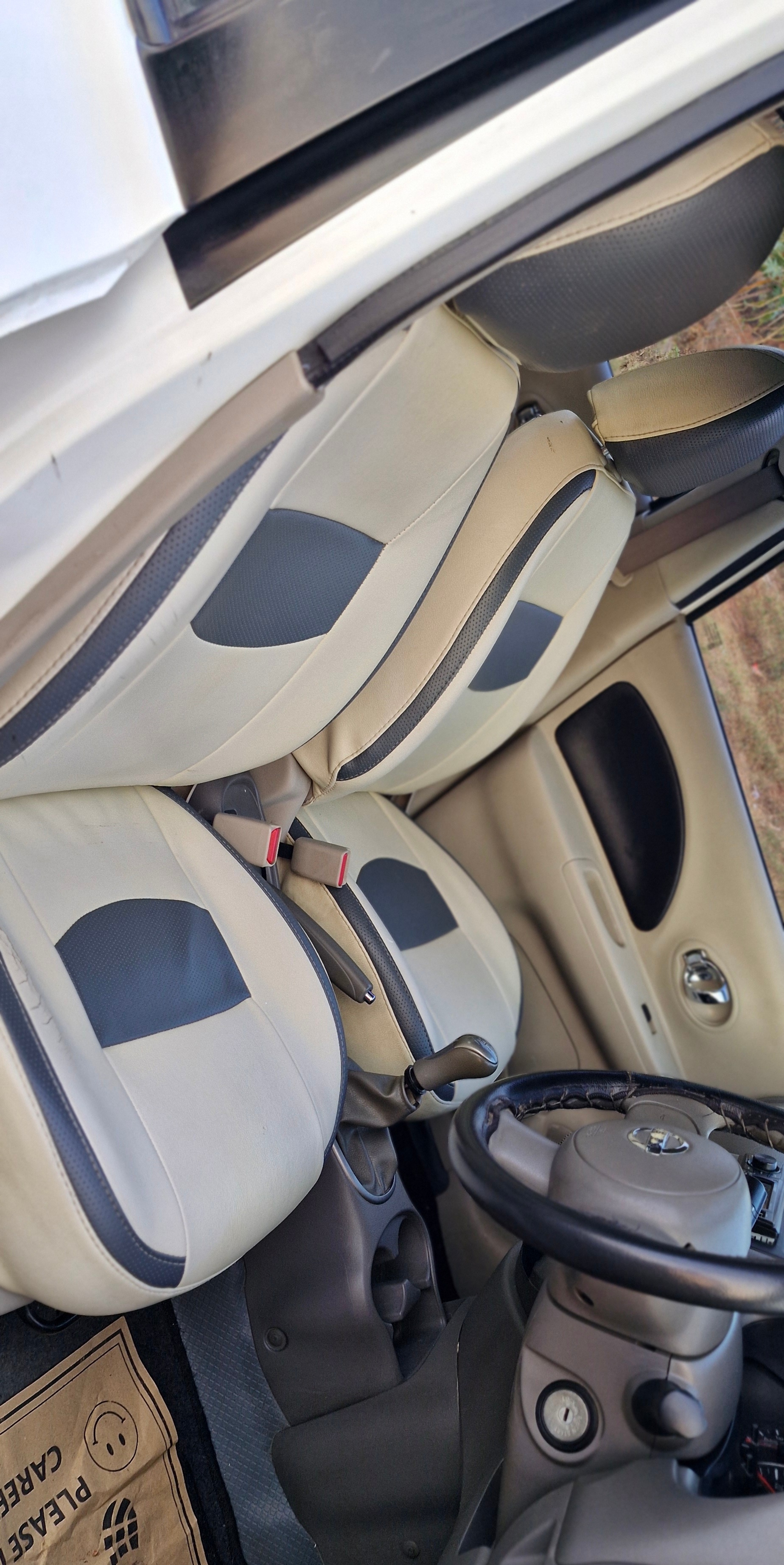 Nissan Micra Active - Image 8