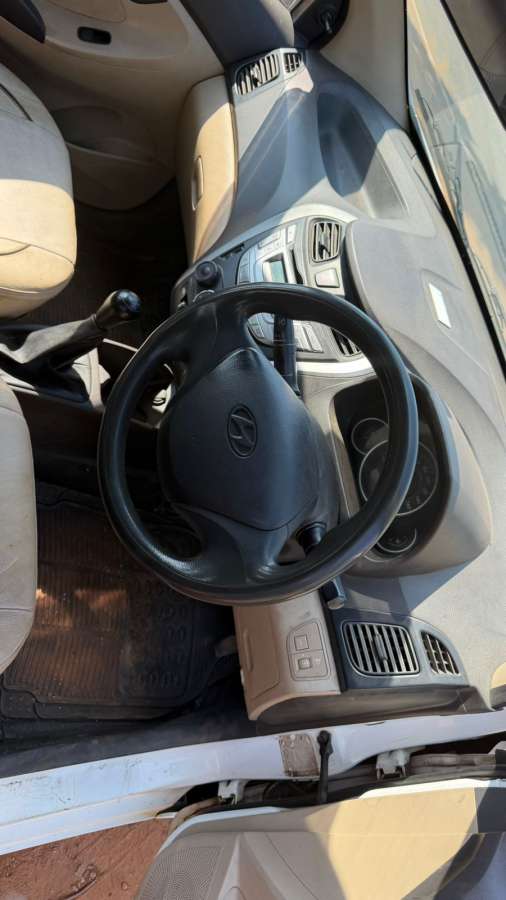 Hyundai Eon - Image 4
