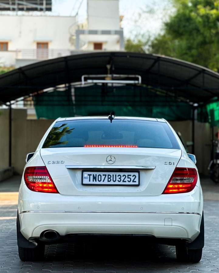 Mercedes Benz C-Class - Image 10