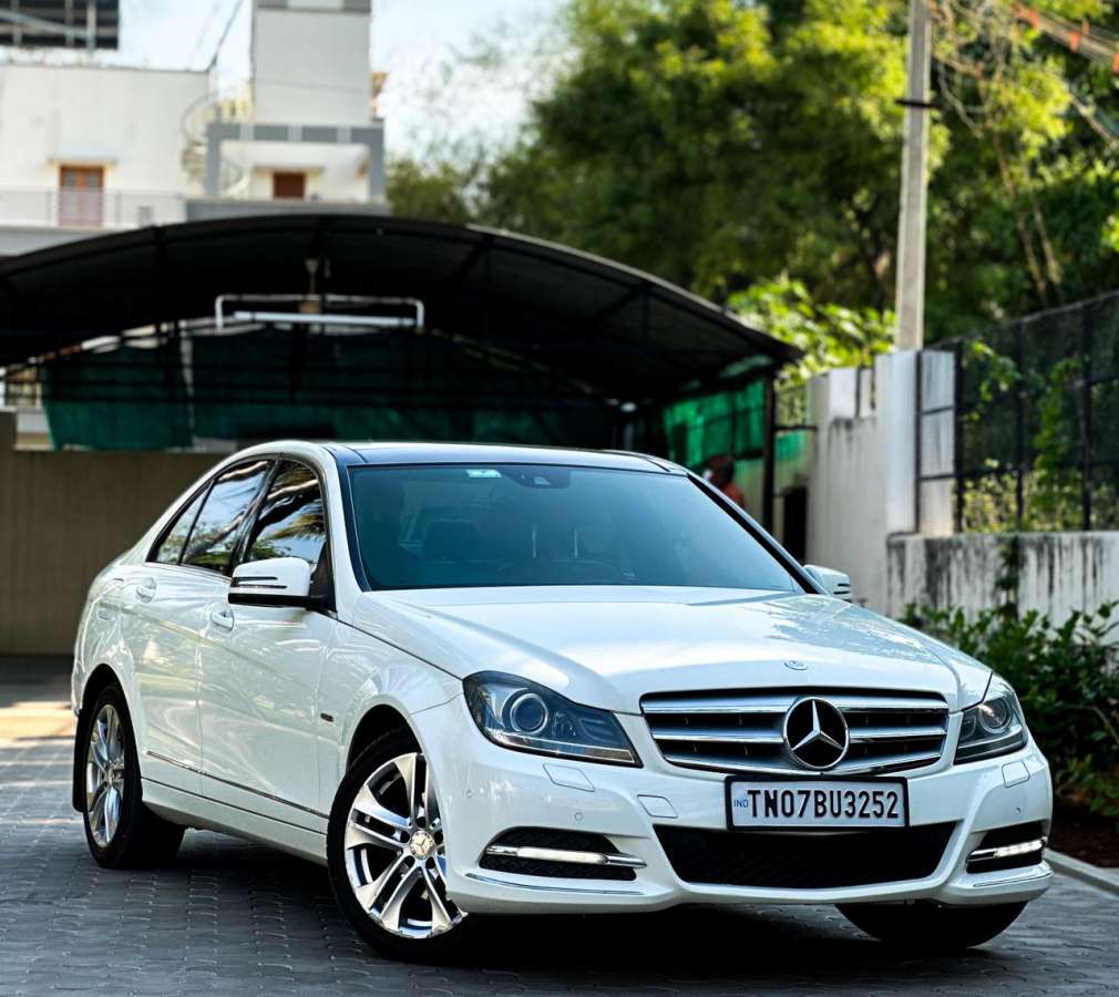 Mercedes Benz C-Class - Image 6