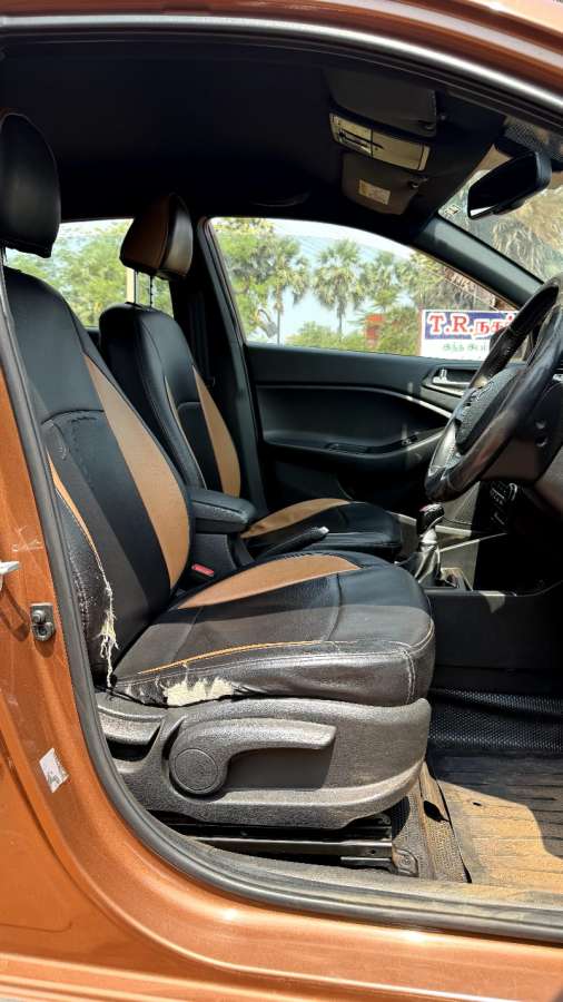 Hyundai i20 - Image 2