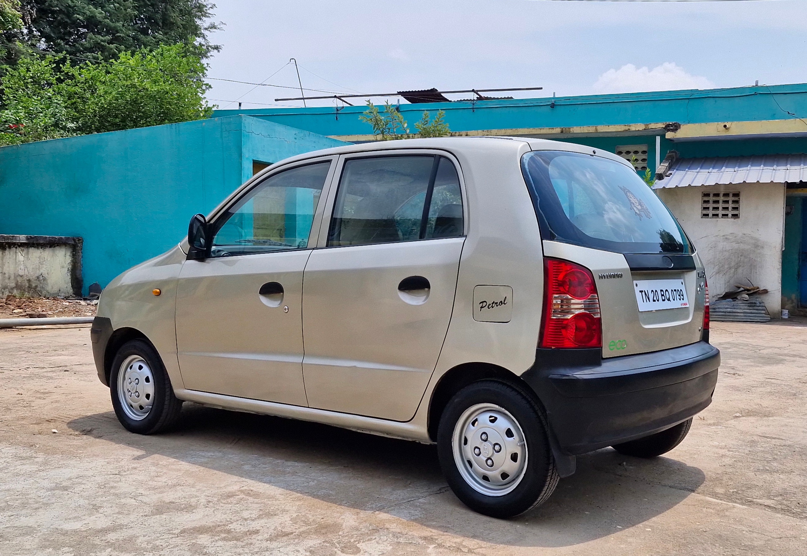 Hyundai Santro - Image 12