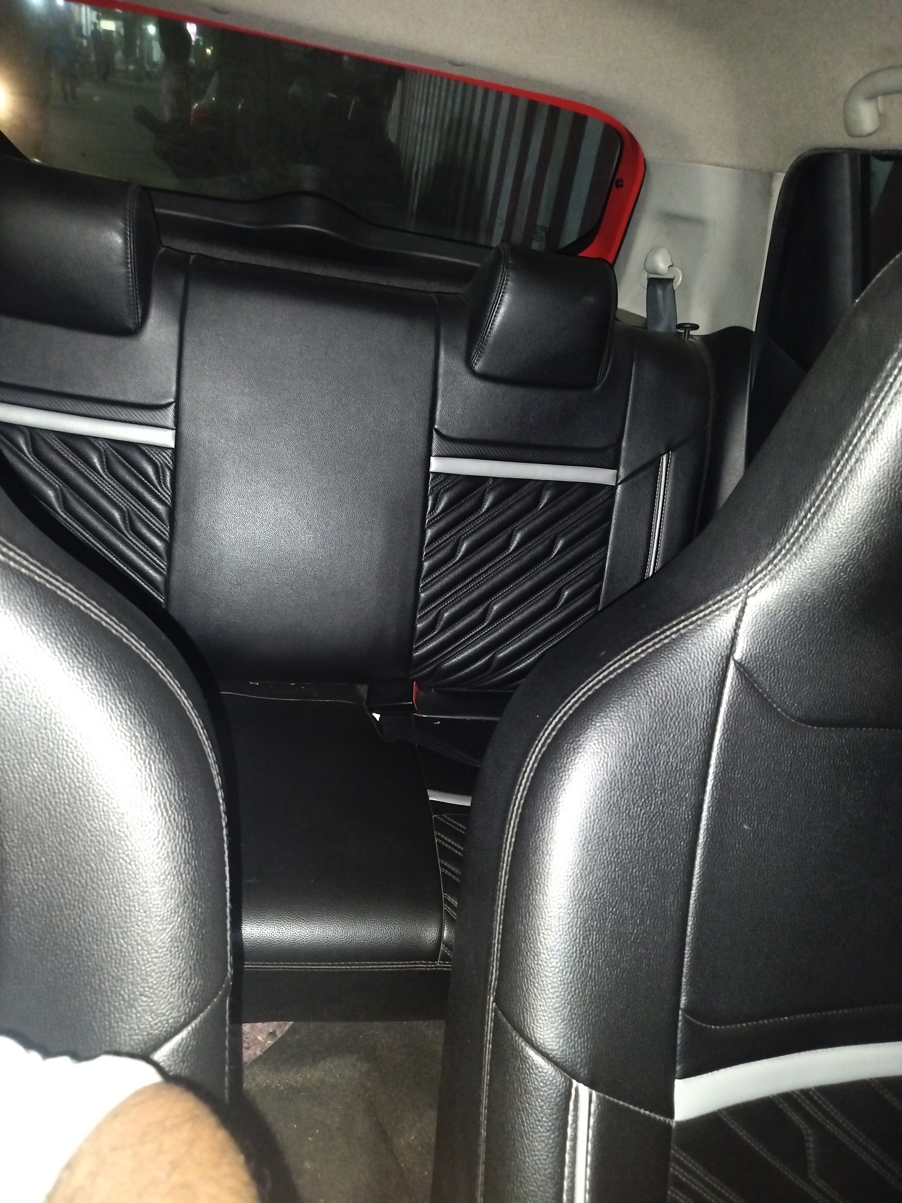 Maruti Suzuki Swift - Image 9