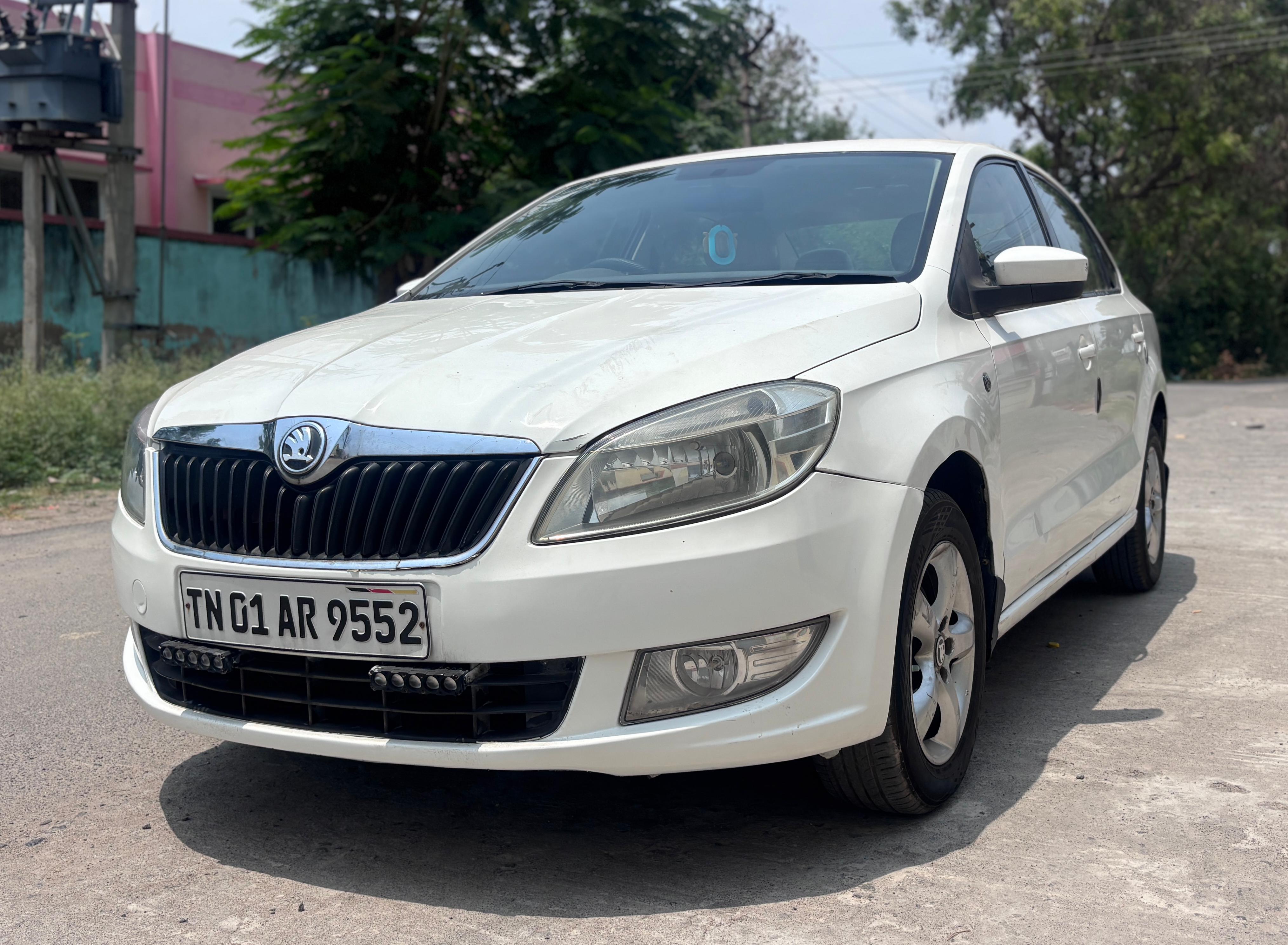 Skoda Rapid - Image 3