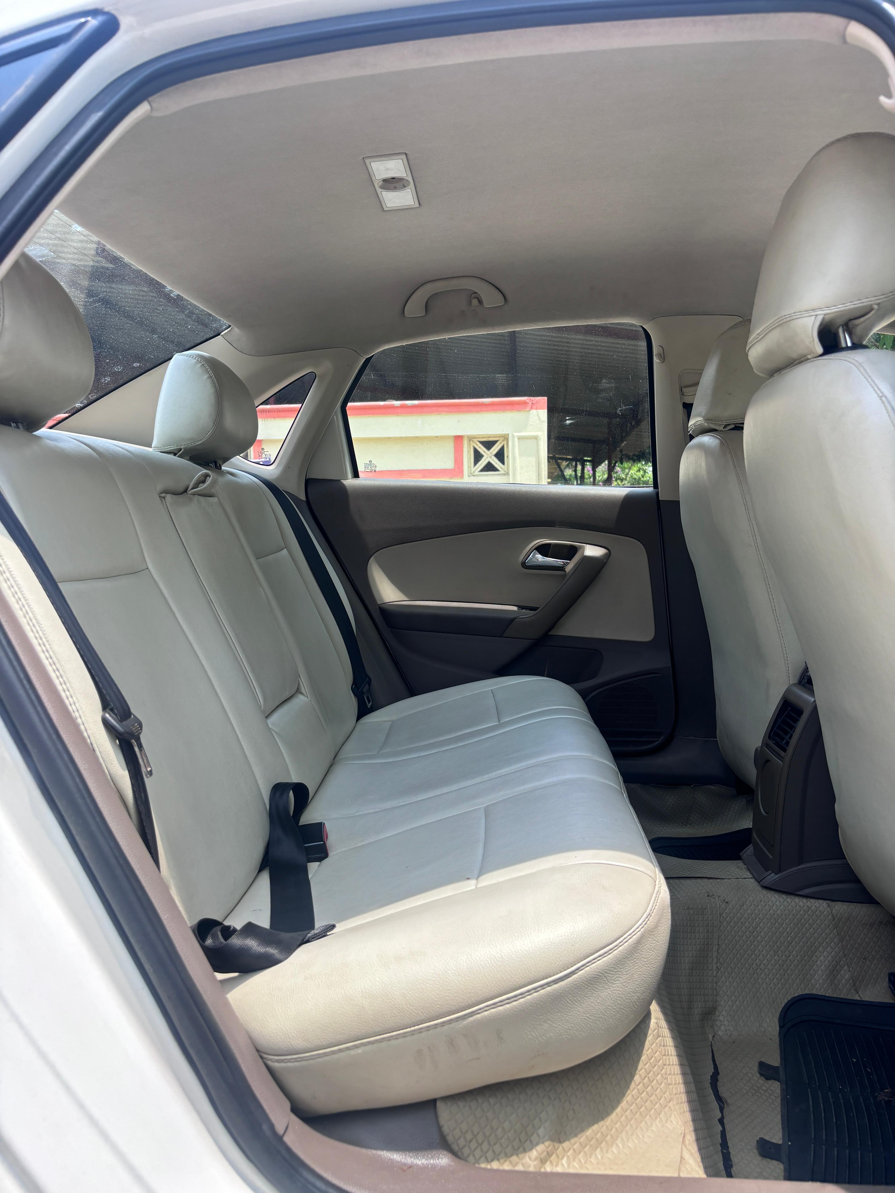 Skoda Rapid - Image 7