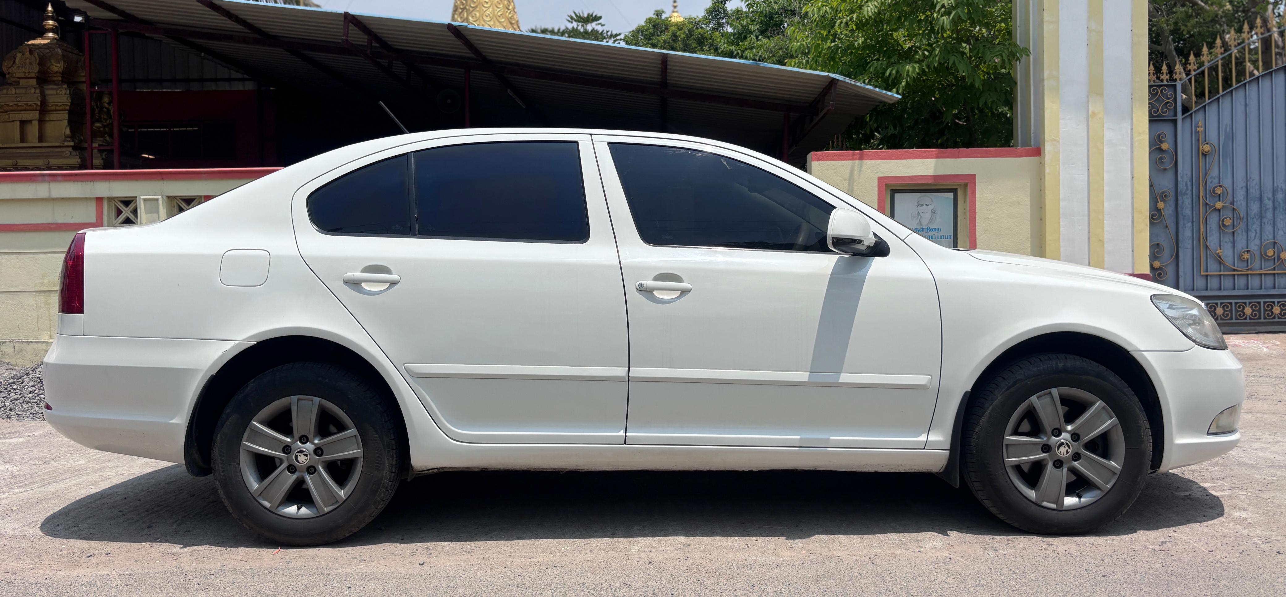 Skoda Laura - Image 8