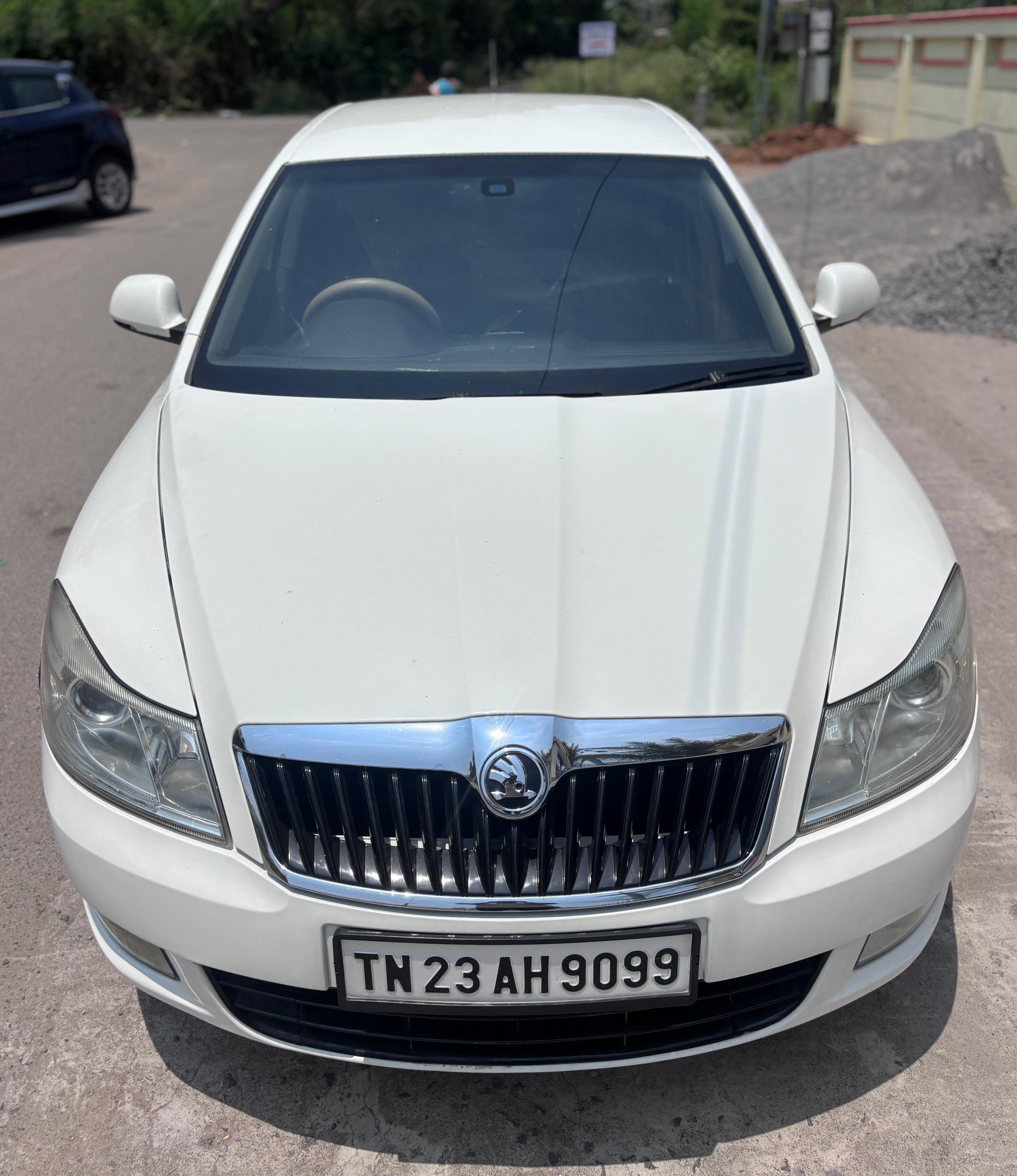 Skoda Laura - Image 11