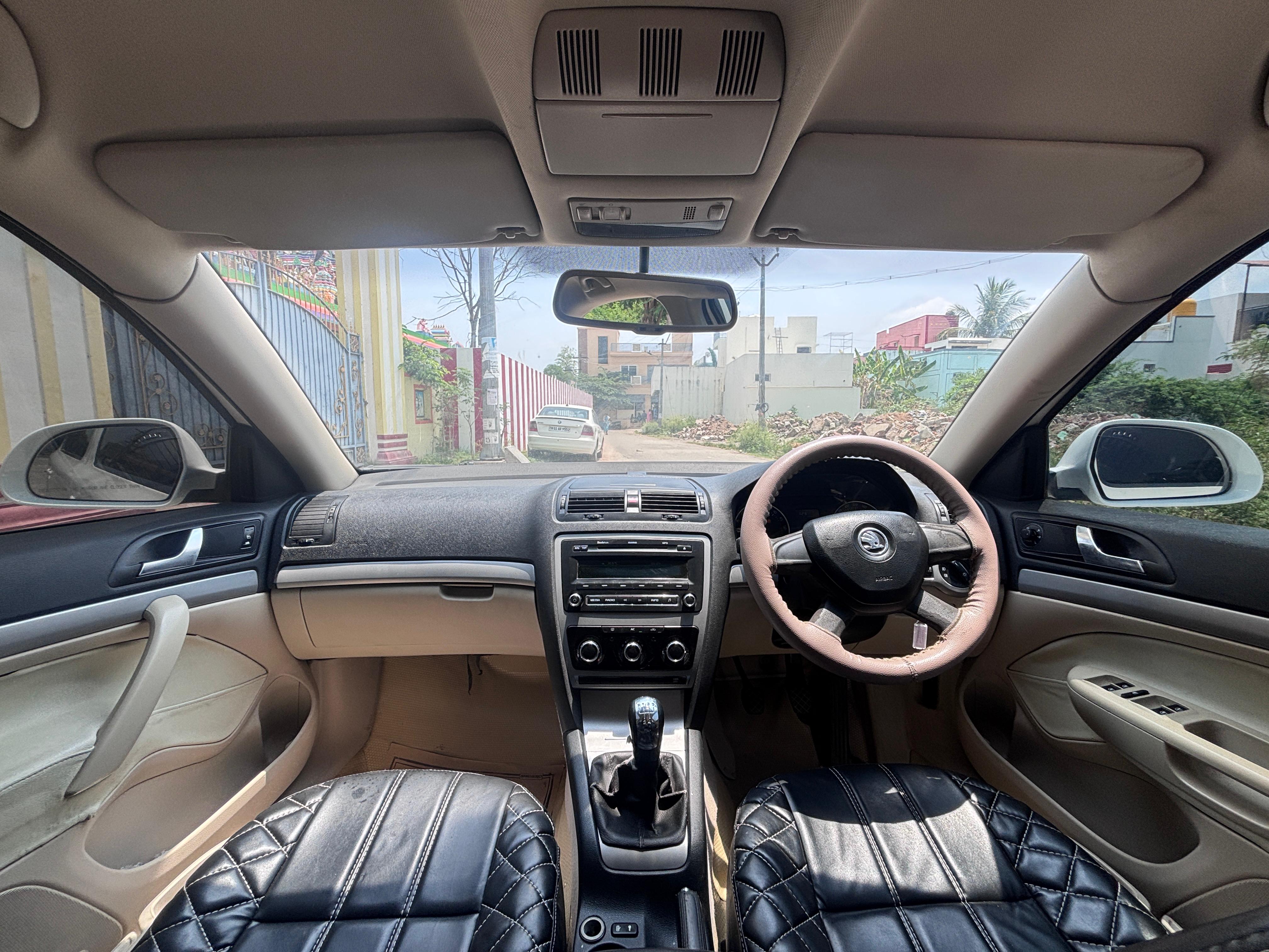 Skoda Laura - Image 5