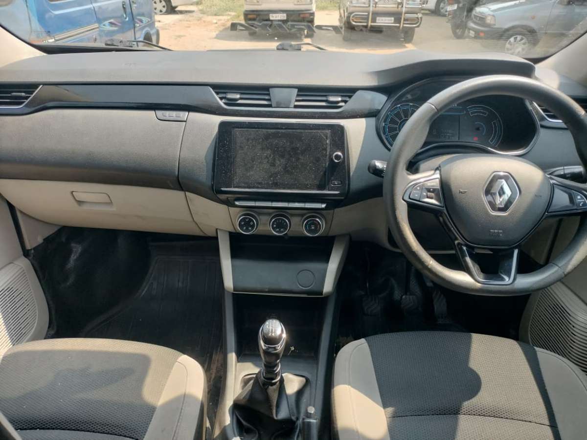 Renault Triber - Image 6