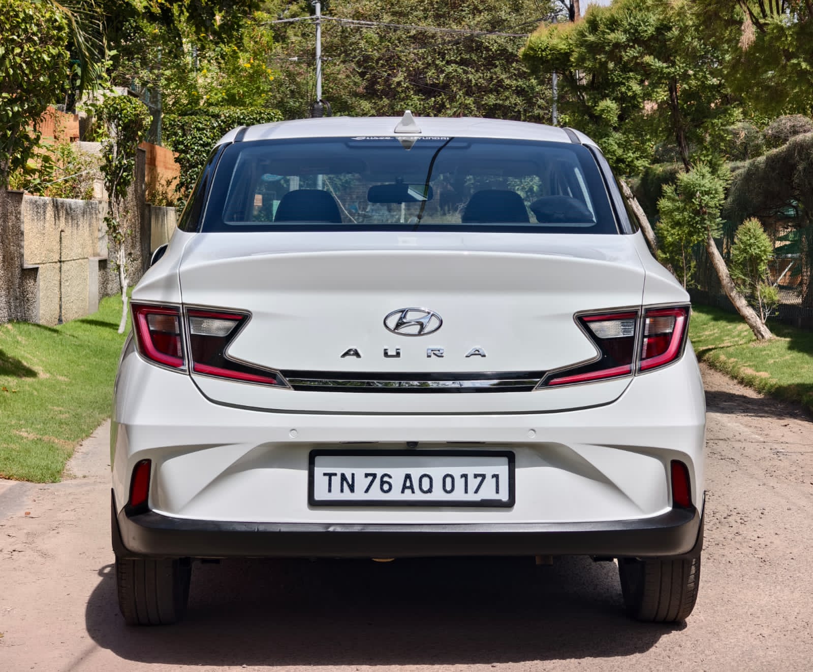 Hyundai Aura - Image 9