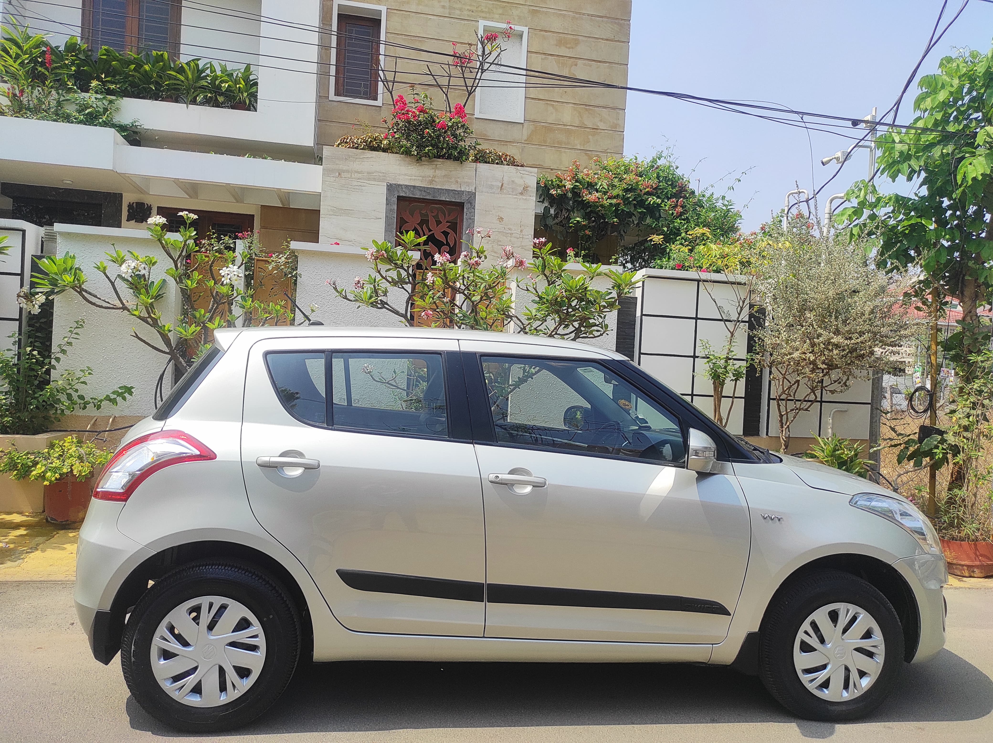 Maruti Suzuki Swift - Image 2