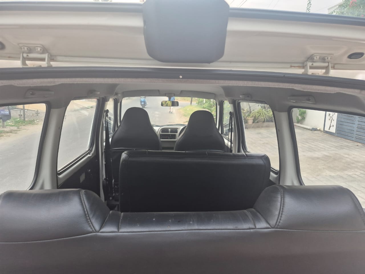 Maruti Suzuki Eeco - Image 6