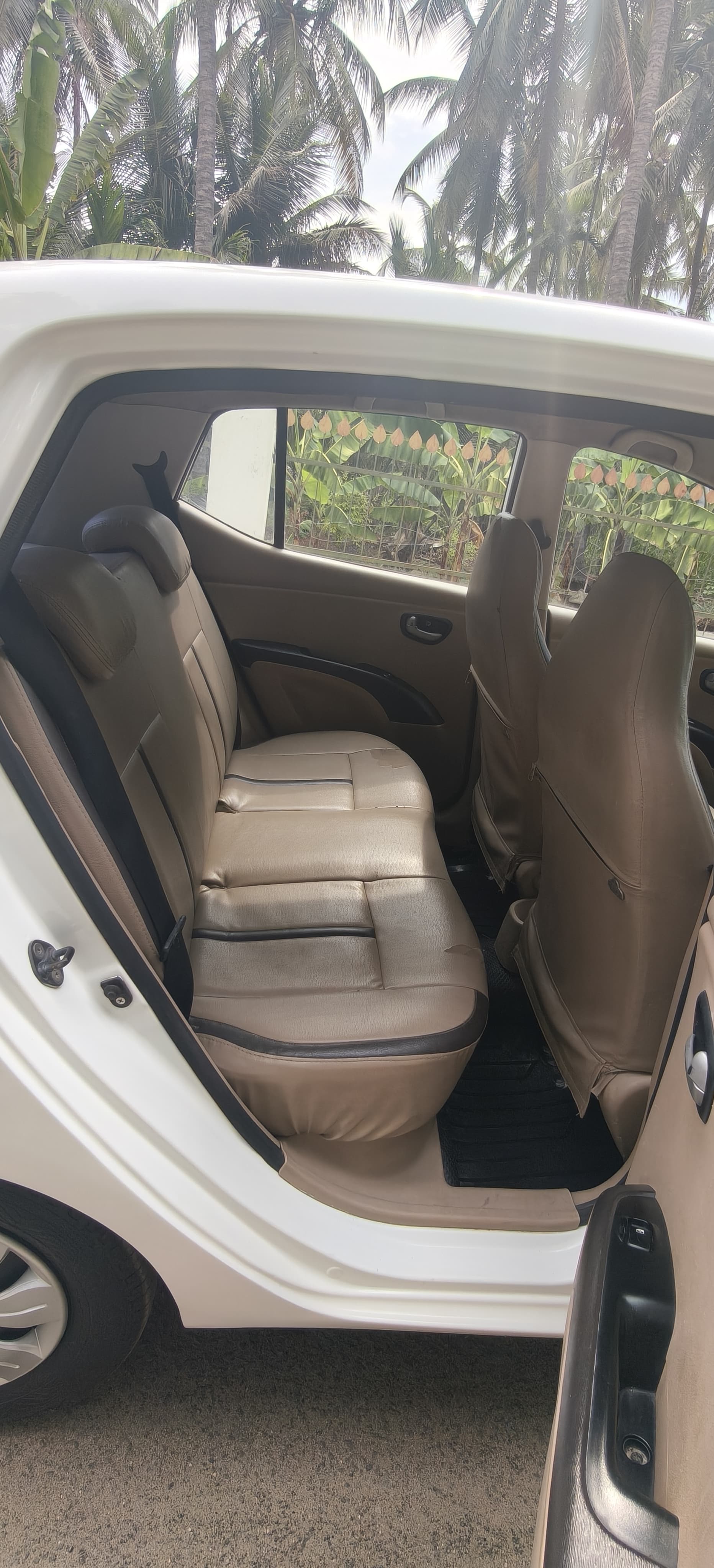 Hyundai i10 - Image 8