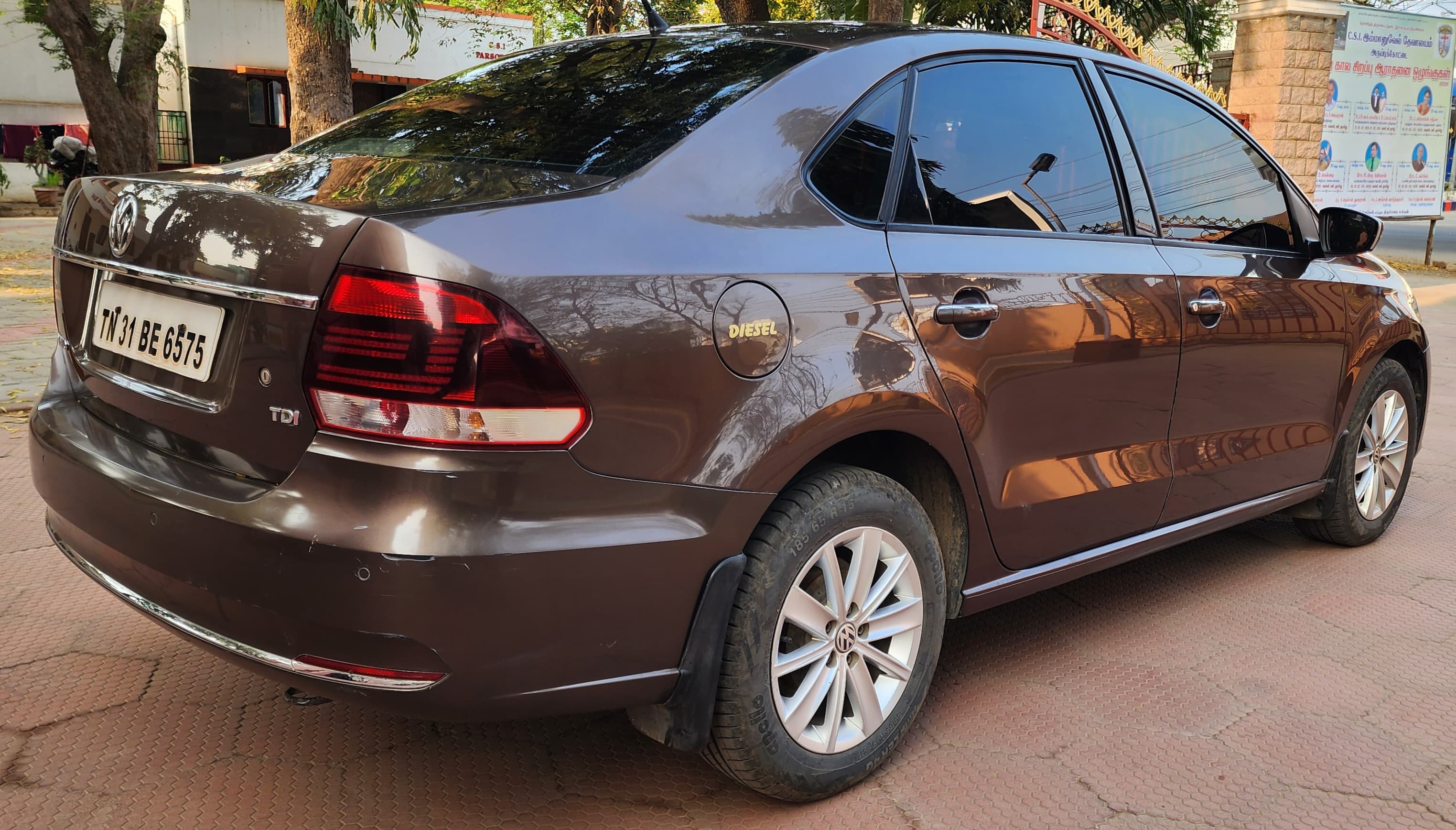 Volkswagen Vento - Image 9