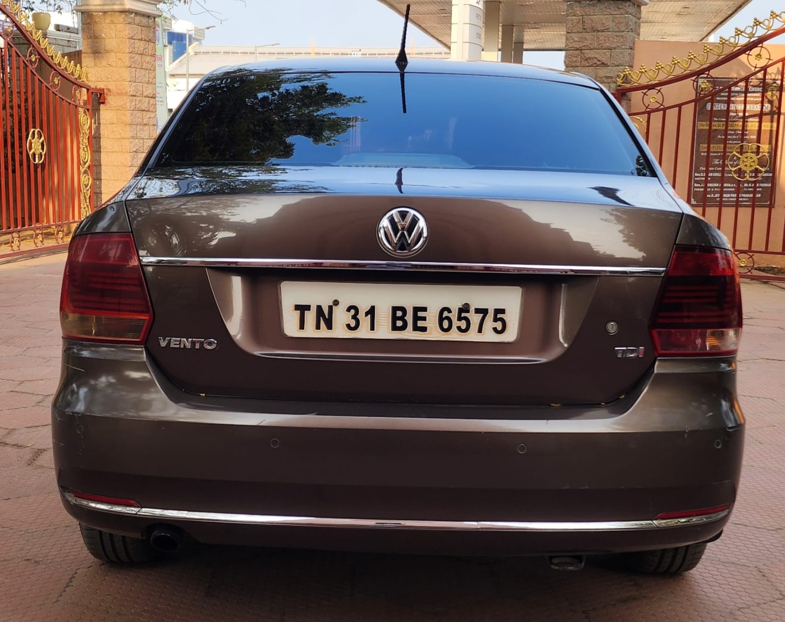 Volkswagen Vento - Image 11