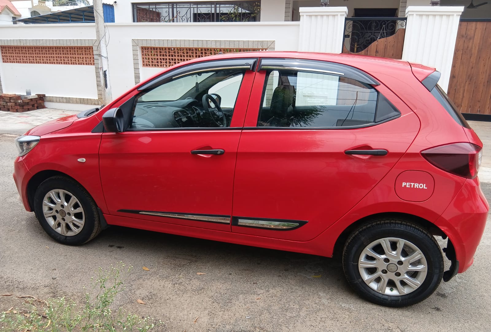 Tata Tiago - Image 6