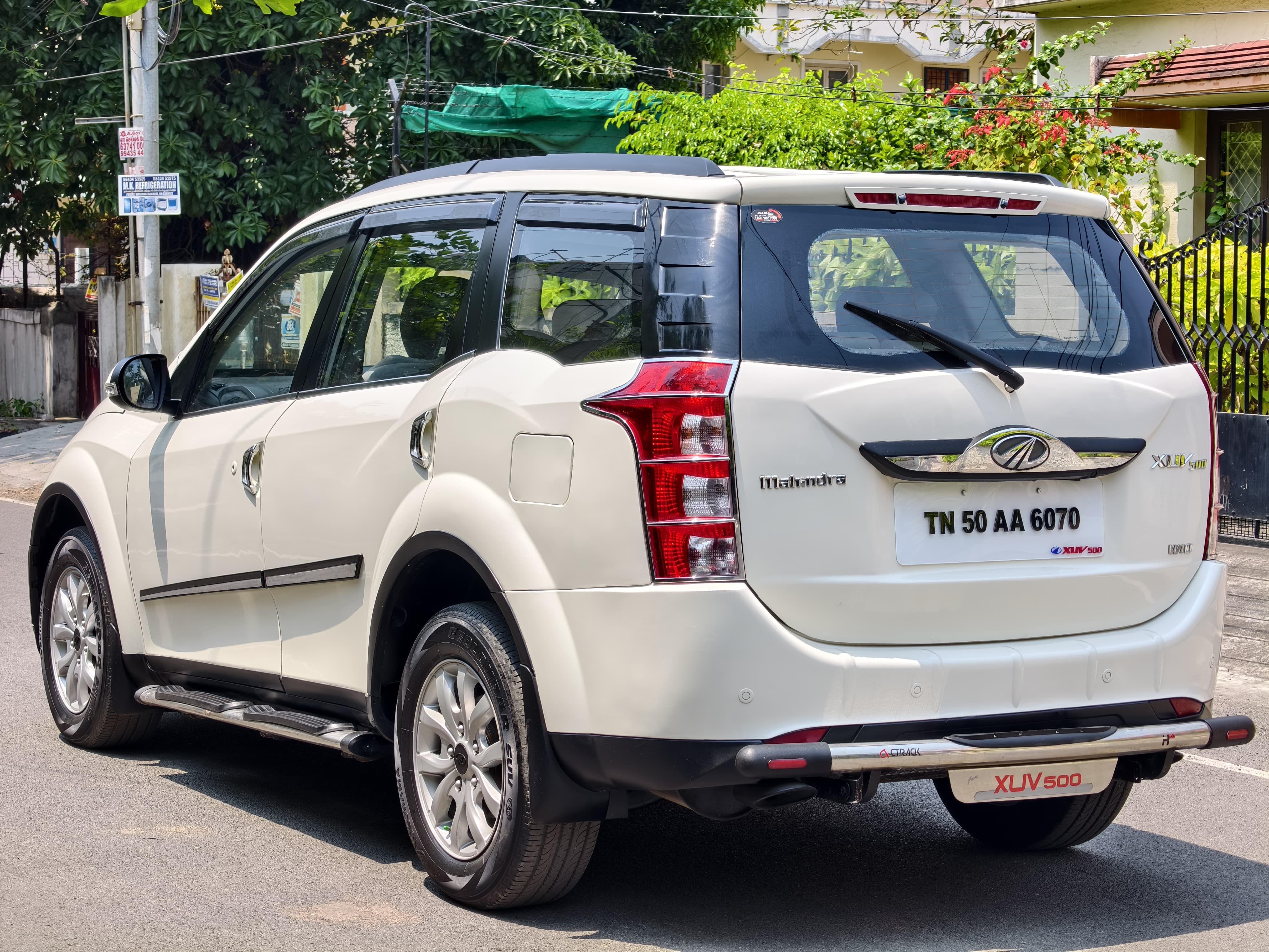 Mahindra XUV500 - Image 3