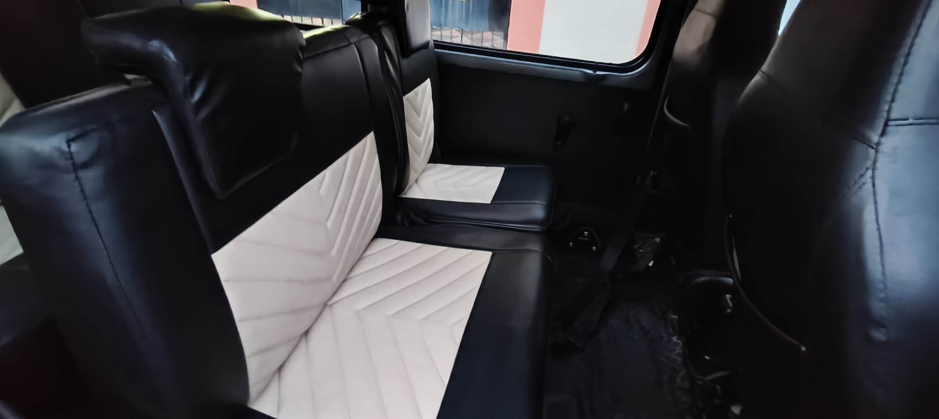 Maruti Suzuki Eeco - Image 9