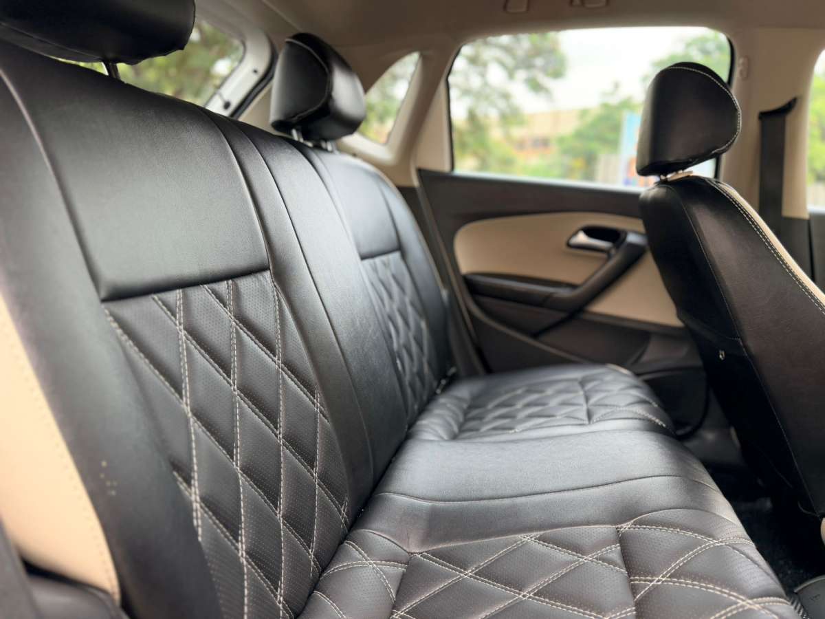 Volkswagen Polo - Image 5