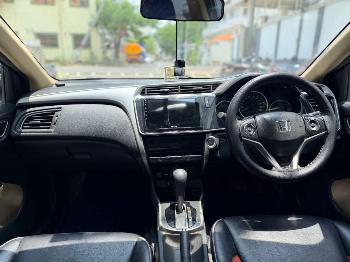 Honda City - Image 2