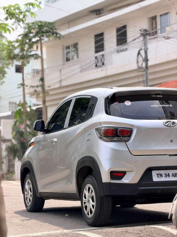 Mahindra KUV 100 - Image 2