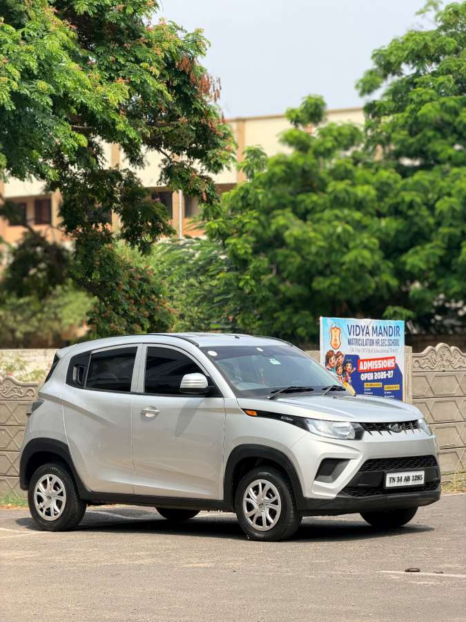 Mahindra KUV 100 - Image 5