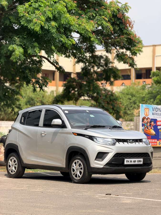 Mahindra KUV 100 - Image 8
