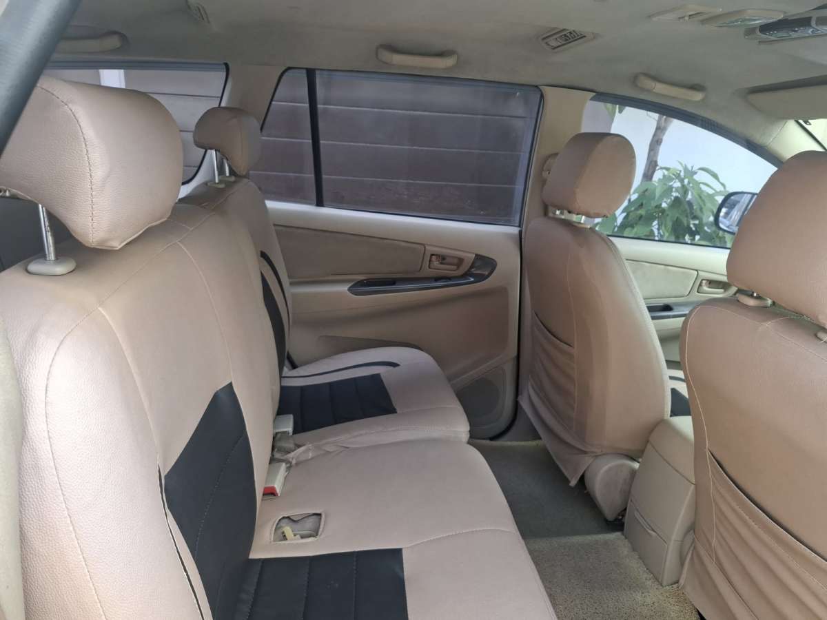 Toyota Innova - Image 5