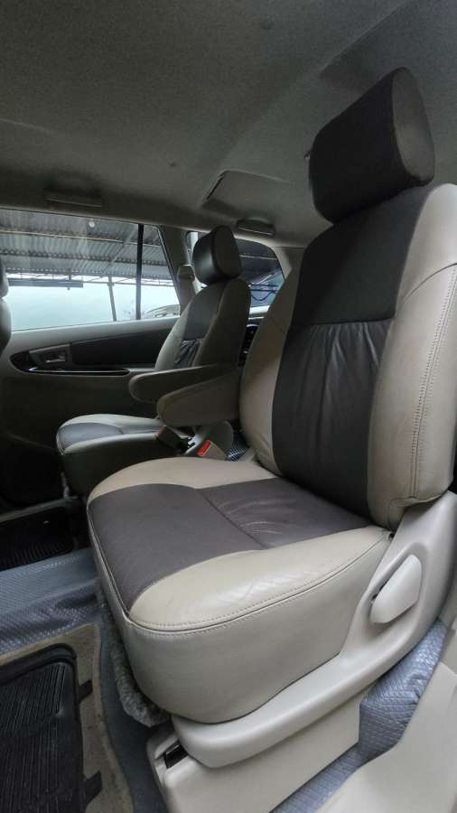 Toyota Innova - Image 4