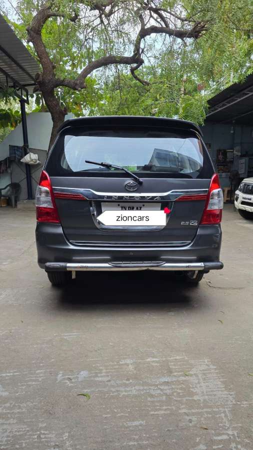 Toyota Innova - Image 7