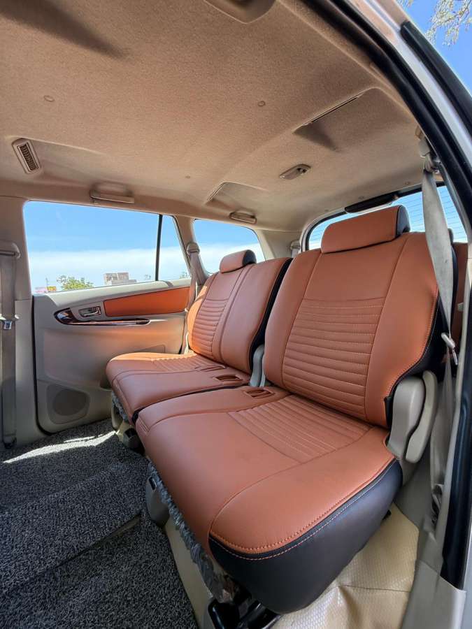 Toyota Innova - Image 4