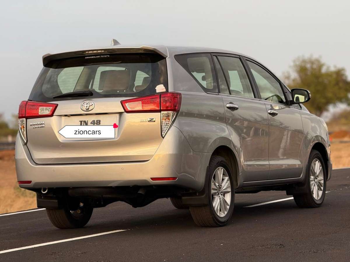 Toyota Innova Crysta - Image 6