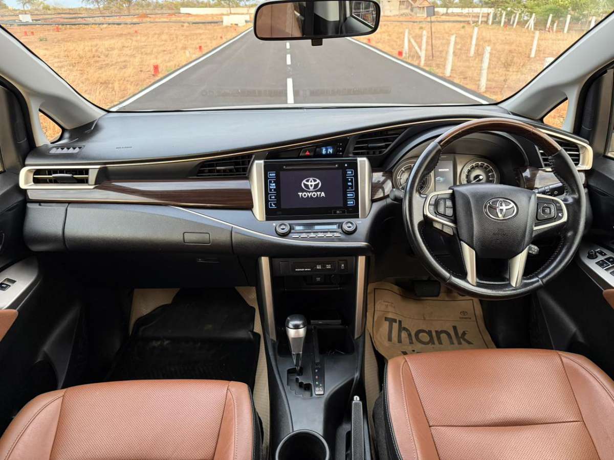 Toyota Innova Crysta - Image 2