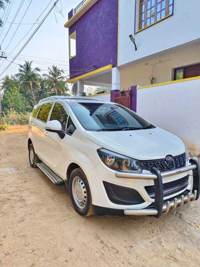 Mahindra Marazzo - Image 5
