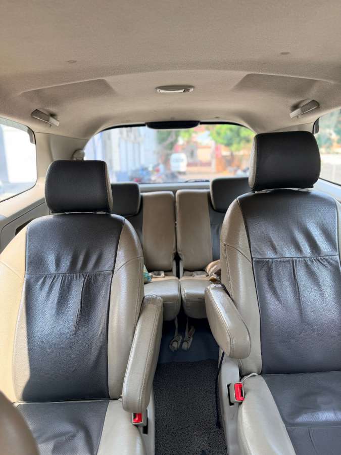 Toyota Innova - Image 7