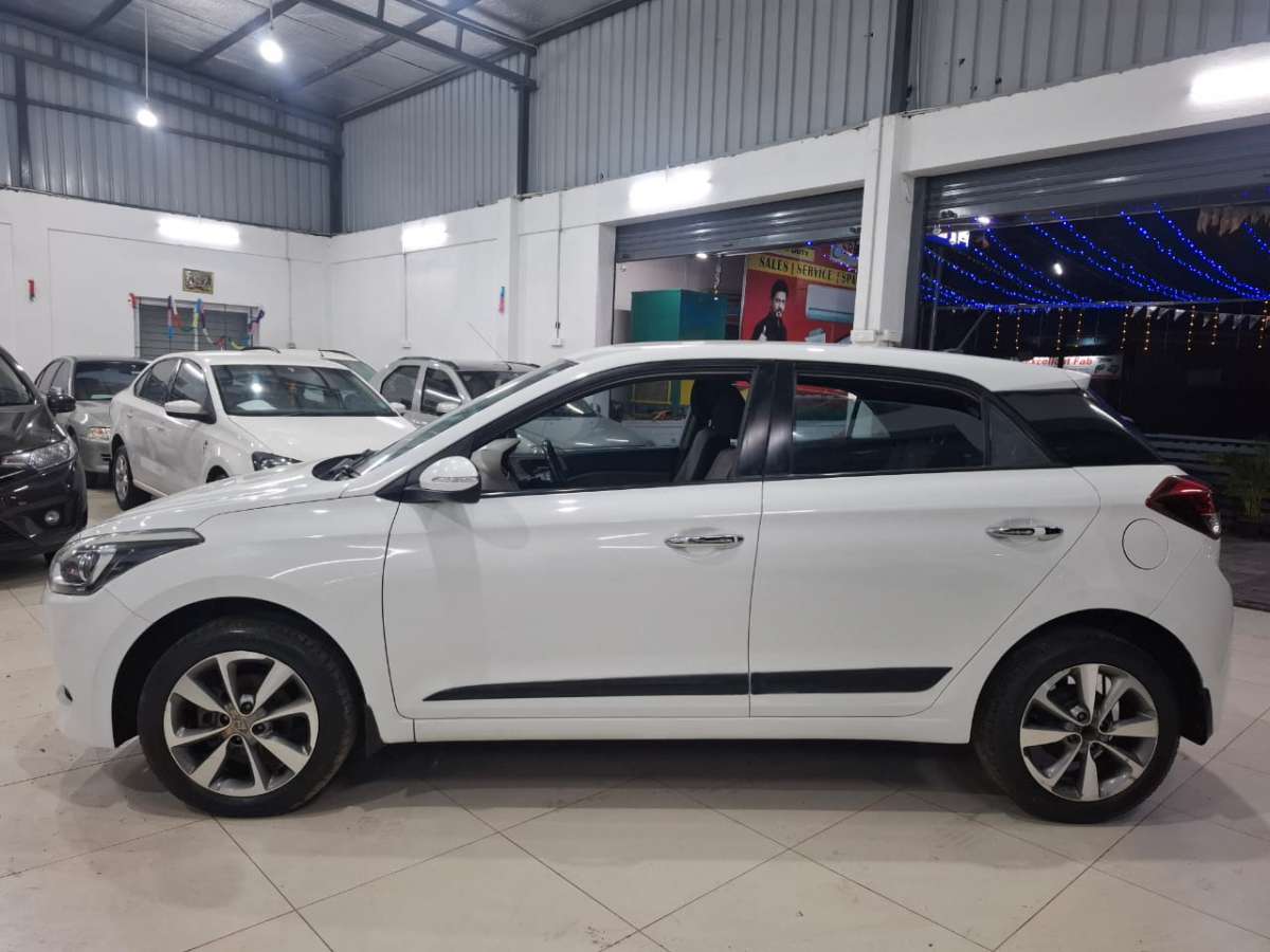 Hyundai i20 - Image 2