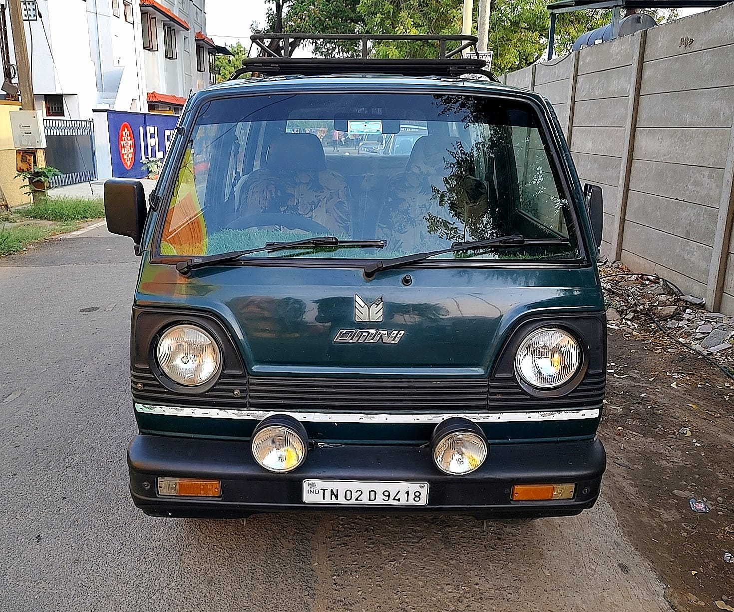 Maruti Suzuki Omni 8 seater
