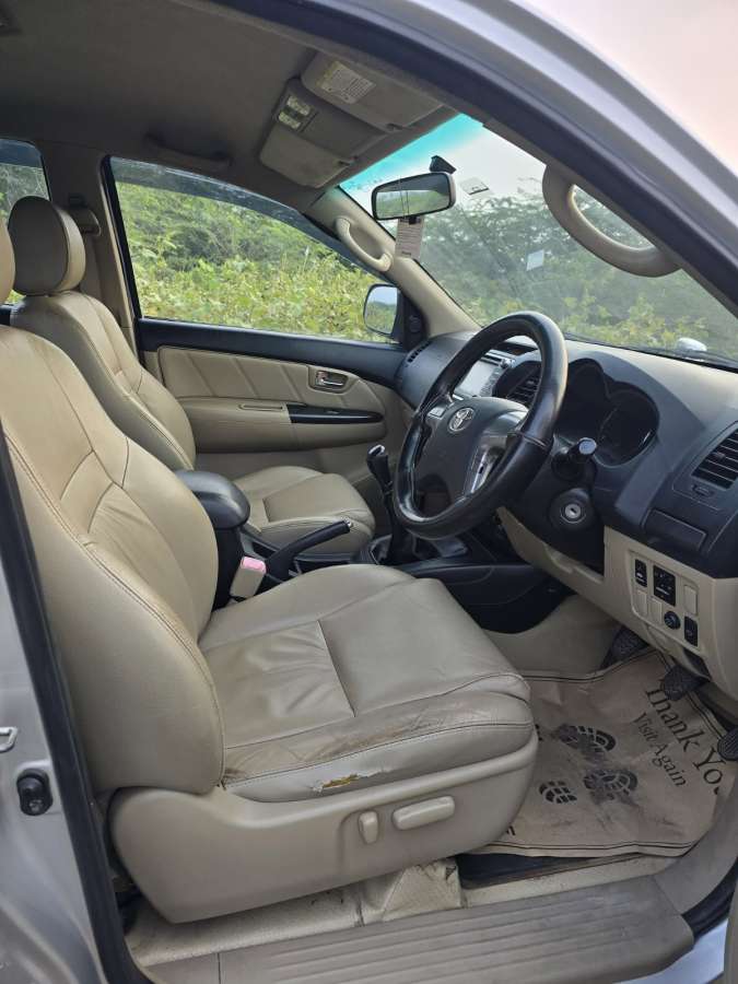 Toyota Fortuner - Image 3